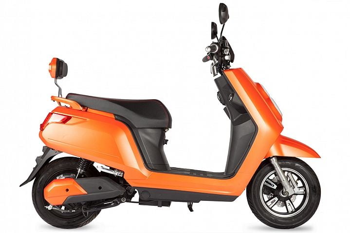 Электроскутер ZING QUICK 60V800W Электроскутер ZING QUICK 60V800W